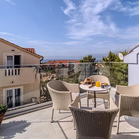 Apartmani Indigo Supetar Exterior photo