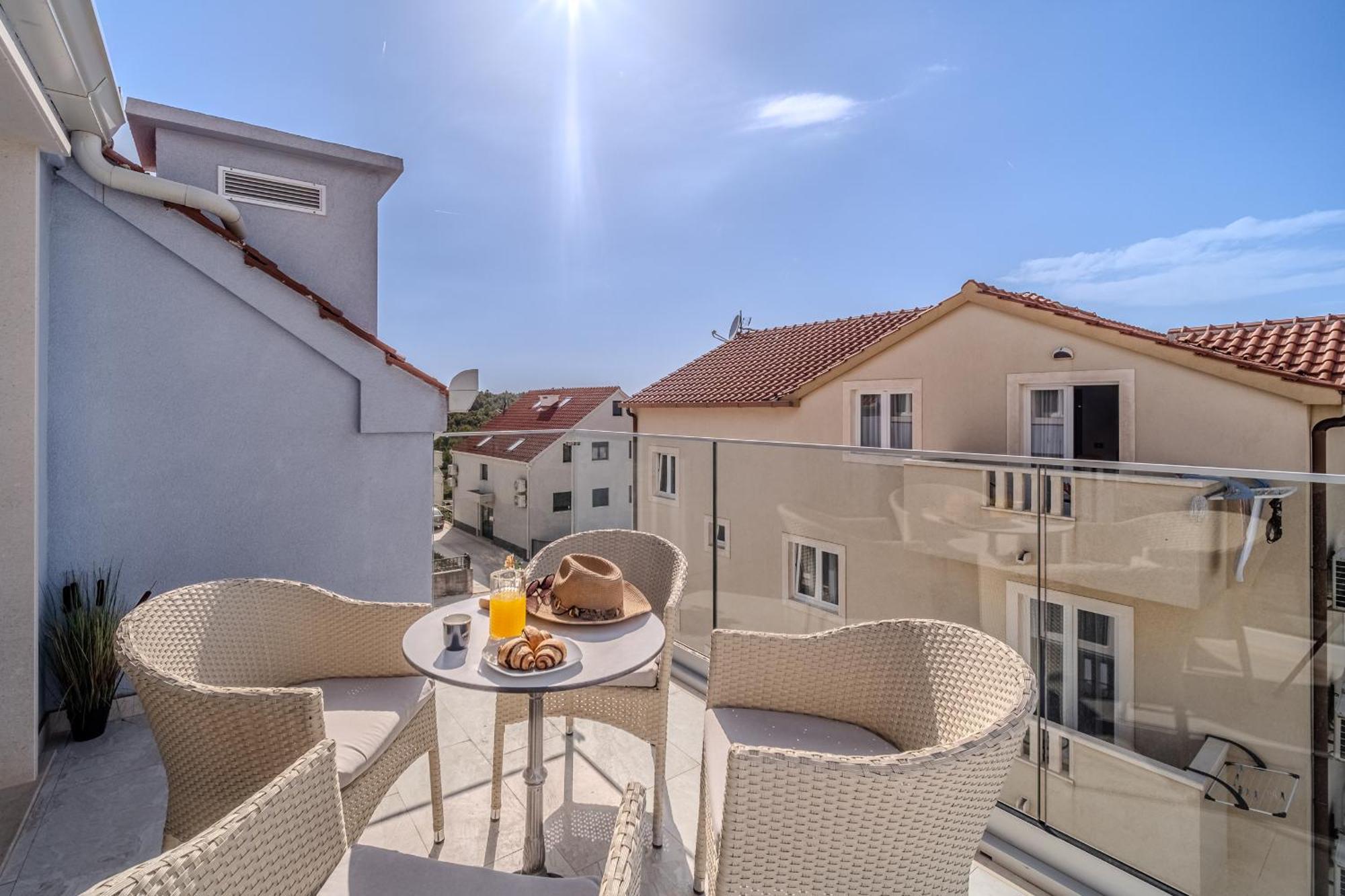 Apartment Indigo Supetar