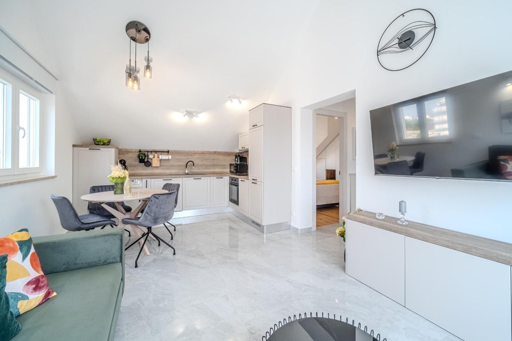 Apartment Indigo Supetar
